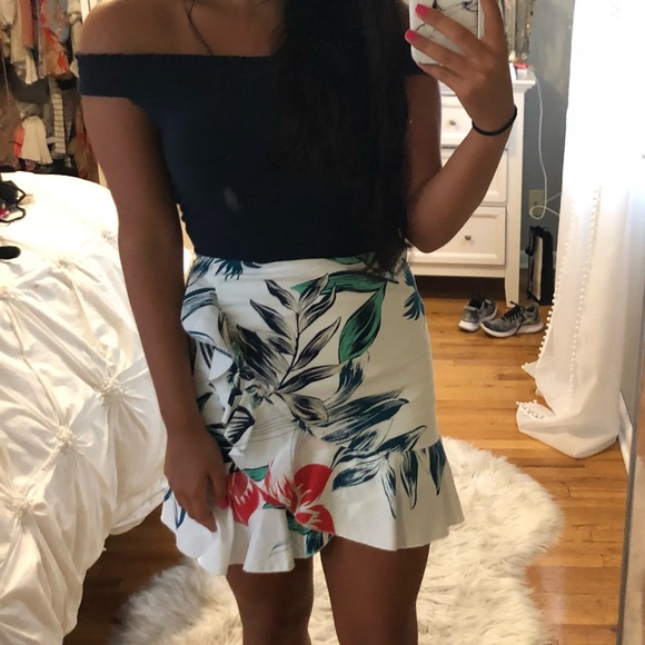 hawaiian skirt and top